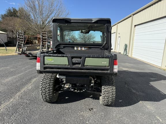 Image of John Deere XUV 835R equipment image 4