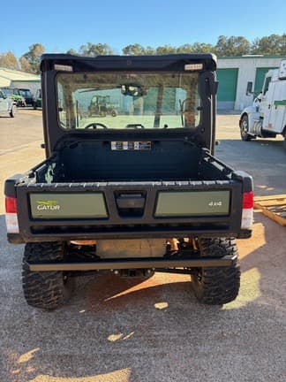 Image of John Deere XUV 835R equipment image 4