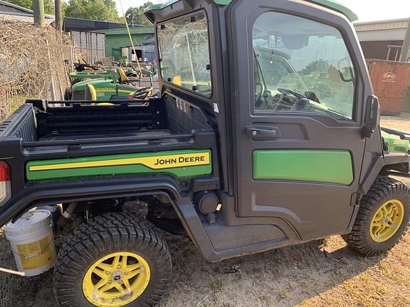 Image of John Deere XUV 835R equipment image 3