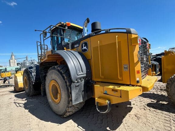 Image of John Deere 844P equipment image 2