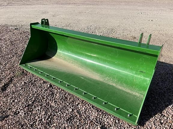 Image of John Deere Bucket Image 0