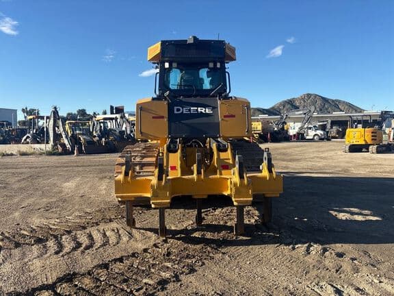 Image of John Deere 850L WLT equipment image 3