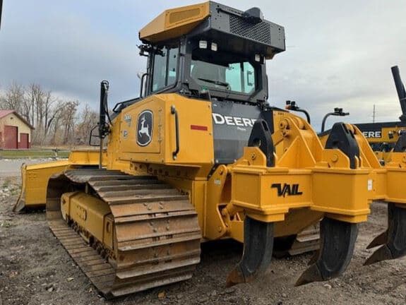 Image of John Deere 850L WLT equipment image 1