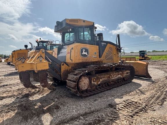 Image of John Deere 850L equipment image 3