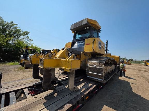 Image of John Deere 850L equipment image 3