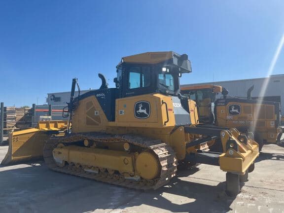 Image of John Deere 850L equipment image 4