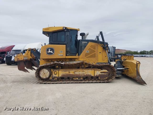 Image of John Deere 850L equipment image 3
