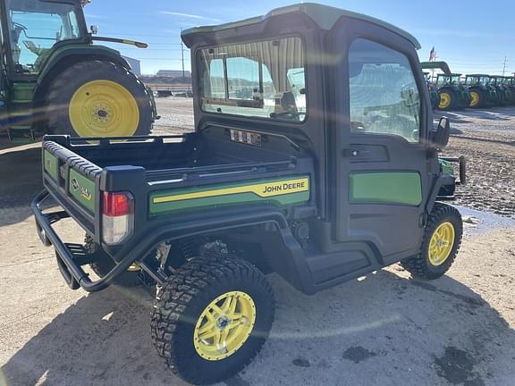 Image of John Deere XUV 865R equipment image 3