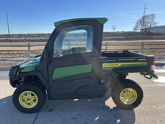 Image of John Deere XUV 865R equipment image 1