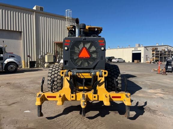 Image of John Deere 872G equipment image 3