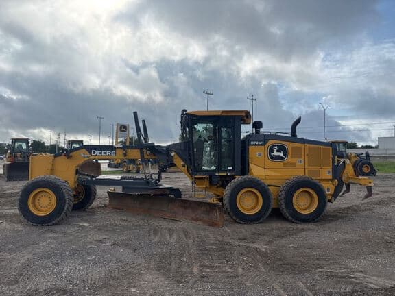 Image of John Deere 872G equipment image 1