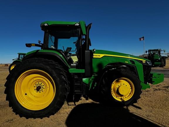 Image of John Deere 8R 230 Primary image