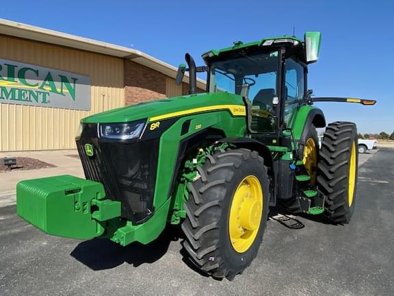 Image of John Deere 8R 230 Primary image