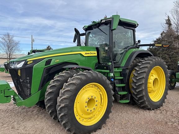 Image of John Deere 8R 230 Primary image