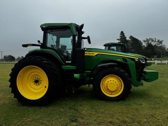 Main image John Deere 8R 230