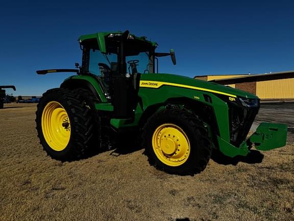 Image of John Deere 8R 230 equipment image 1