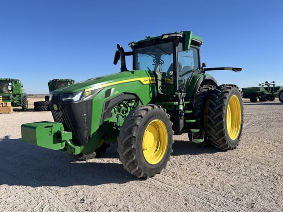 2023 John Deere 8R 230 Equipment Image0