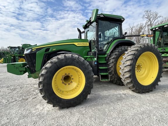 Image of John Deere 8R 230 Primary image
