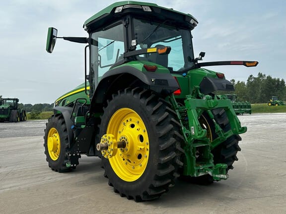 2023 John Deere 8R 230 Equipment Image0