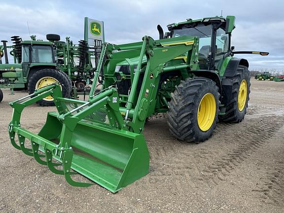 Image of John Deere 8R 230 Primary image