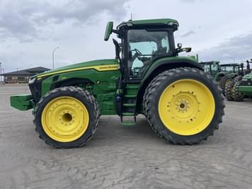 Main image John Deere 8R 230