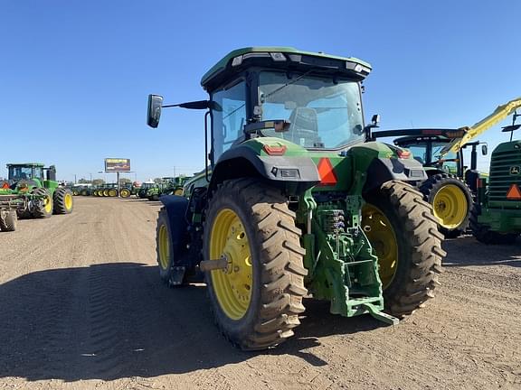 Image of John Deere 8R 250 equipment image 3