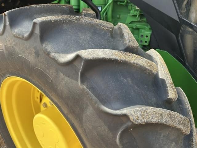 Image of John Deere 8R 250 equipment image 3
