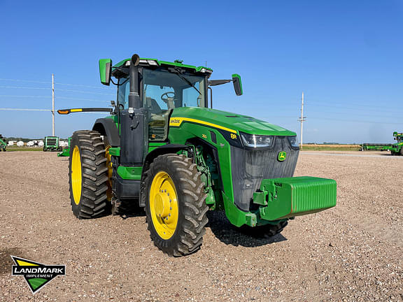 Image of John Deere 8R 250 equipment image 2