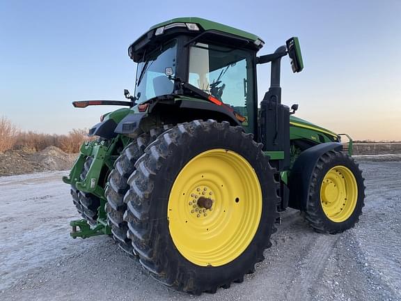 Image of John Deere 8R 250 equipment image 4