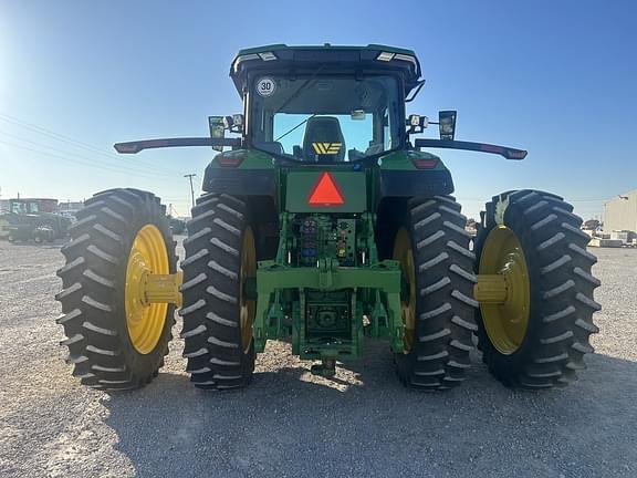 Image of John Deere 8R 250 equipment image 3