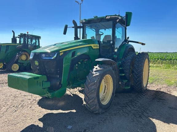 Image of John Deere 8R 250 Image 0