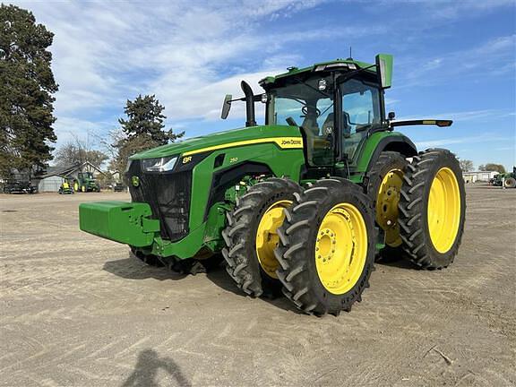 Image of John Deere 8R 250 Primary image