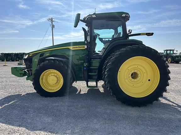 Image of John Deere 8R 250 equipment image 1