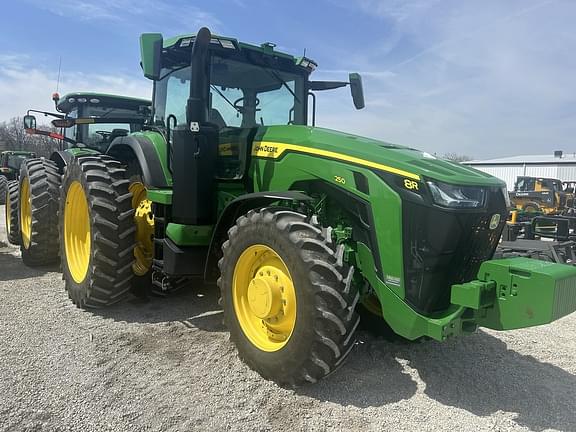 Image of John Deere 8R 250 Primary image