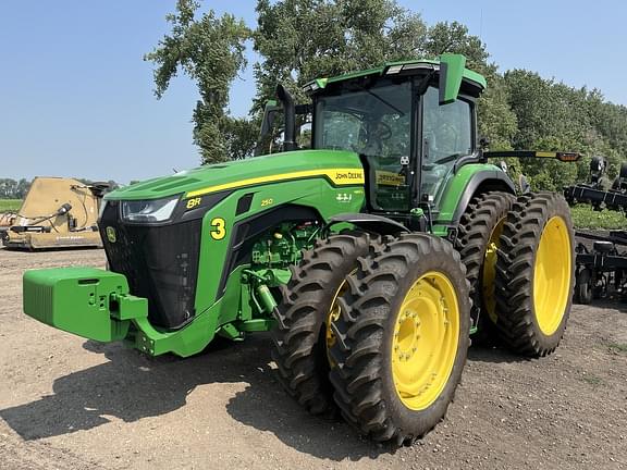 Image of John Deere 8R 250 Primary image