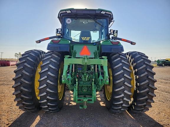 Image of John Deere 8R 250 equipment image 3