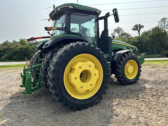 Image of John Deere 8R 250 equipment image 2