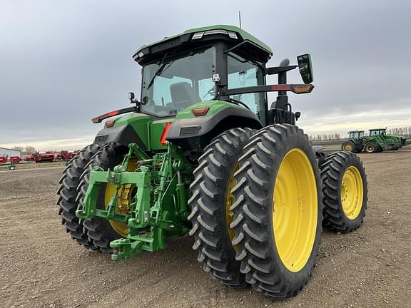 Image of John Deere 8R 250 equipment image 4