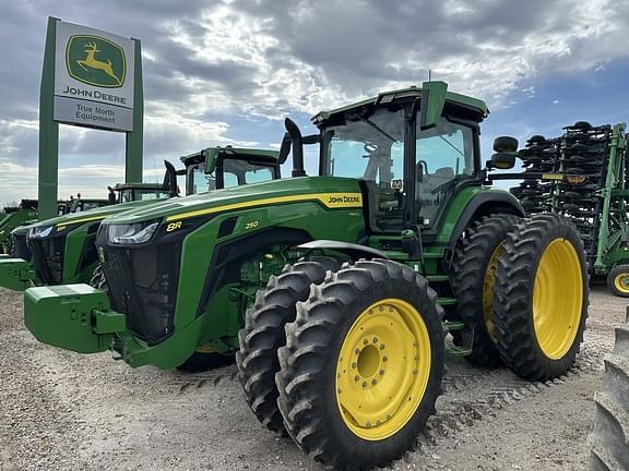 Image of John Deere 8R 250 Primary image