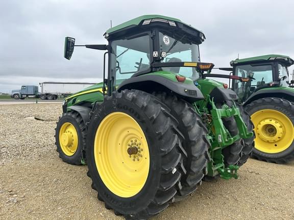 Image of John Deere 8R 250 equipment image 3