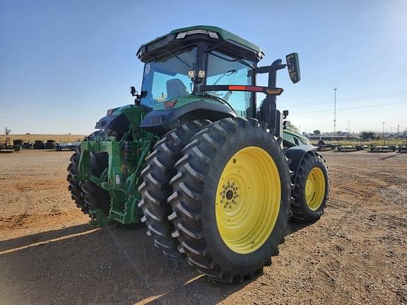 Image of John Deere 8R 250 equipment image 4