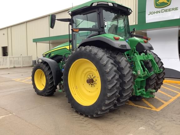 Image of John Deere 8R 250 equipment image 3