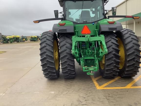 Image of John Deere 8R 250 equipment image 4