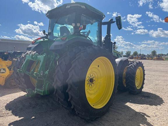 Image of John Deere 8R 250 equipment image 4