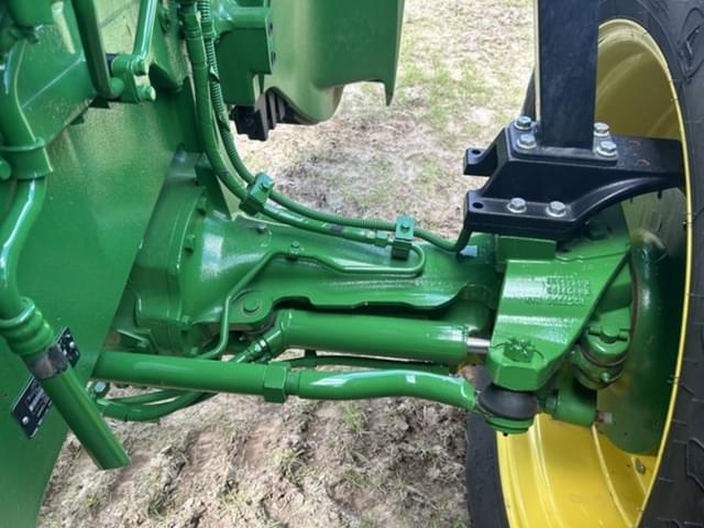 Image of John Deere 8R 250 equipment image 2
