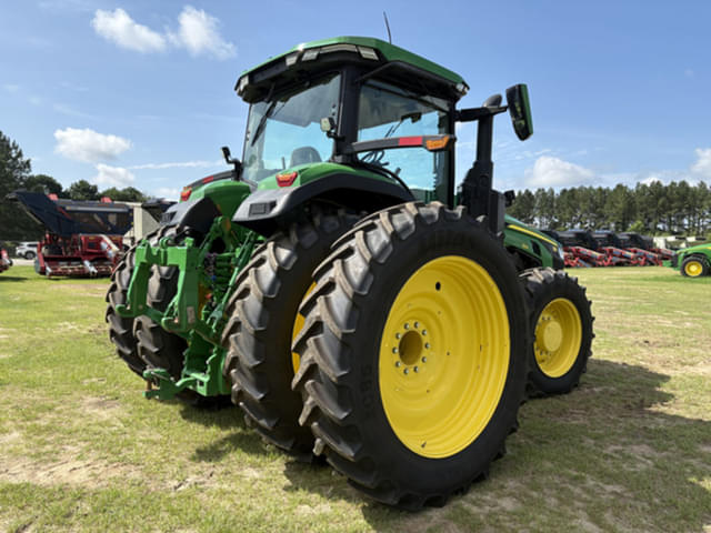 Image of John Deere 8R 250 equipment image 3