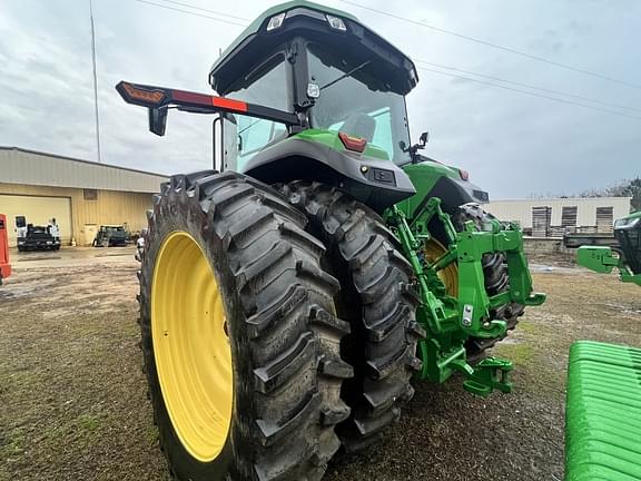 Image of John Deere 8R 250 equipment image 3