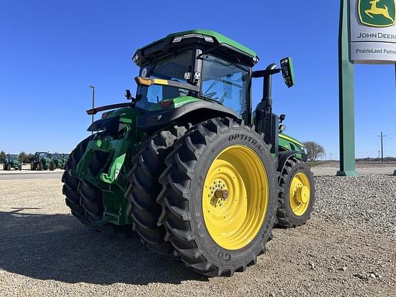 Image of John Deere 8R 250 equipment image 3