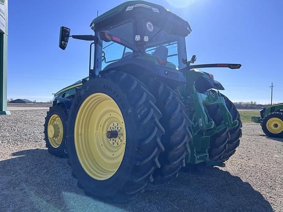 Image of John Deere 8R 250 equipment image 4