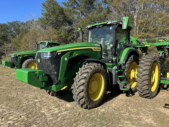 Image of John Deere 8R 250 equipment image 1